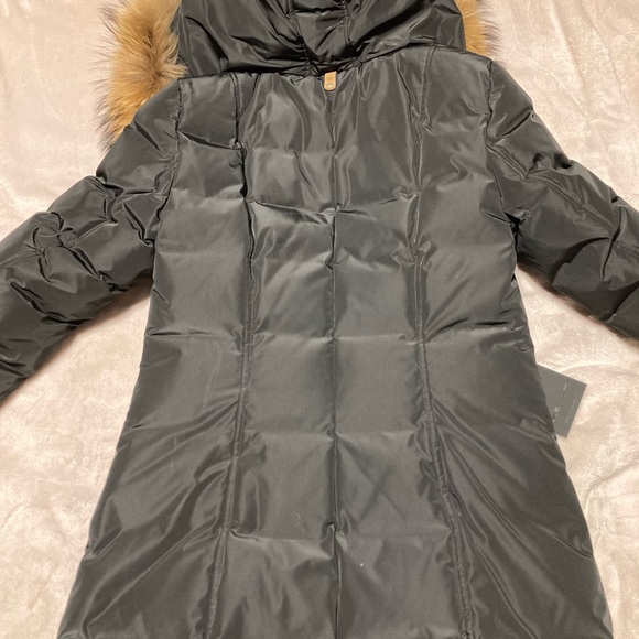 SOLD ✨ MACKAGE AKIVA ✨ - Picture 9 of 10